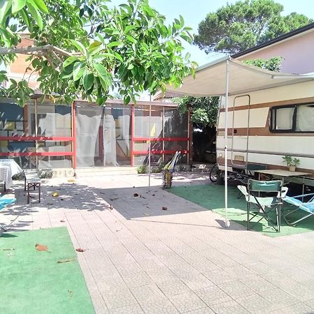 La Casetta Colorata Hotel Катания Екстериор снимка
